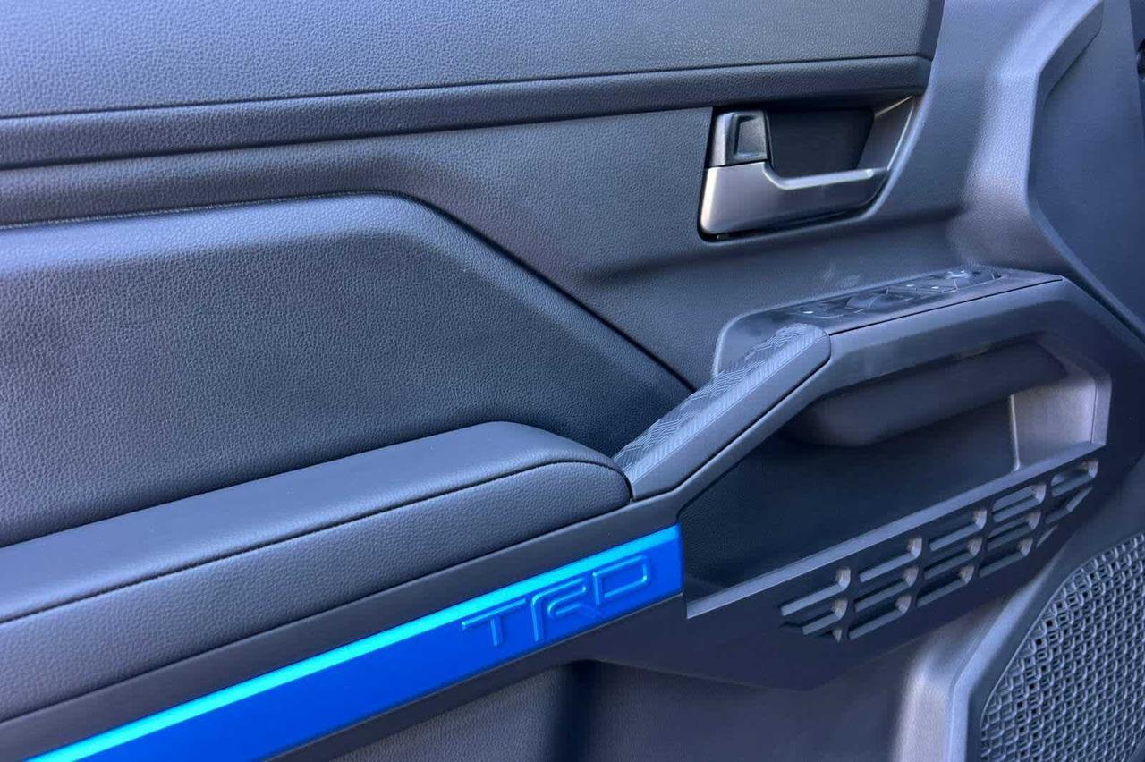 2025 Toyota Tacoma TRD Sport Roseville CA