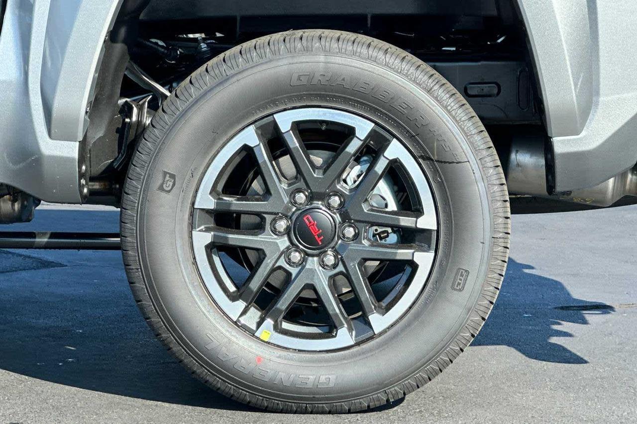 2025 Toyota Tacoma TRD Sport Roseville CA