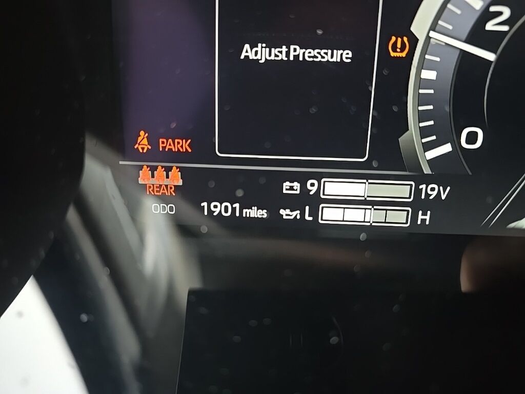 2025 Toyota Tundra 4x4 CrewMax Limited Fond du Lac WI 2025 Toyota Tundra 4x4 CrewMax Limited Fond du Lac WI