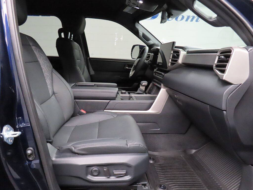 2025 Toyota Tundra 4x4 CrewMax Limited Fond du Lac WI 2025 Toyota Tundra 4x4 CrewMax Limited Fond du Lac WI