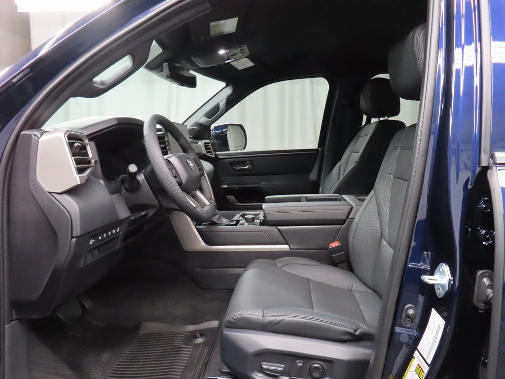 2025 Toyota Tundra 4x4 CrewMax Limited Fond du Lac WI