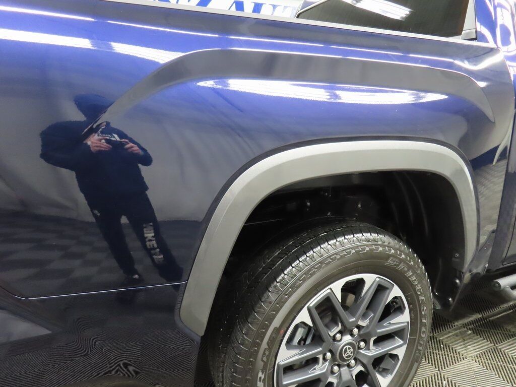 2025 Toyota Tundra 4x4 CrewMax Limited Fond du Lac WI