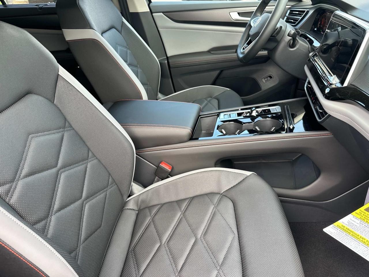 2025 Volkswagen Atlas 2.0T Peak Edition SE Woodbridge VA
