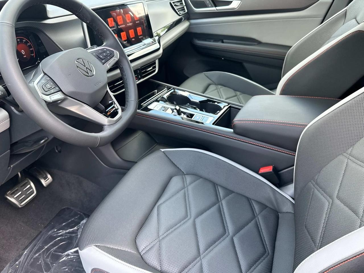 2025 Volkswagen Atlas 2.0T Peak Edition SE Woodbridge VA