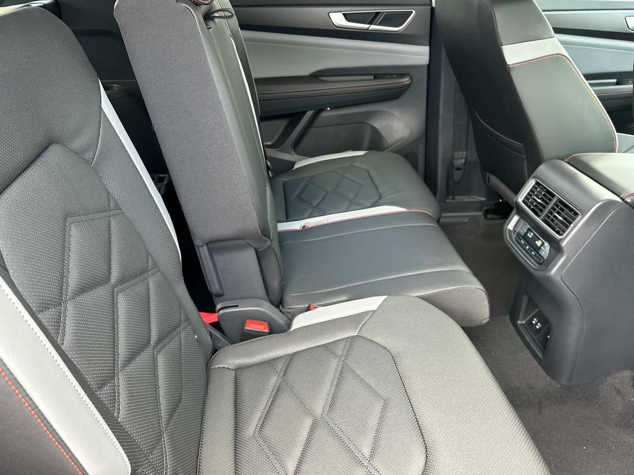 2025 Volkswagen Atlas 2.0T Peak Edition SE Woodbridge VA