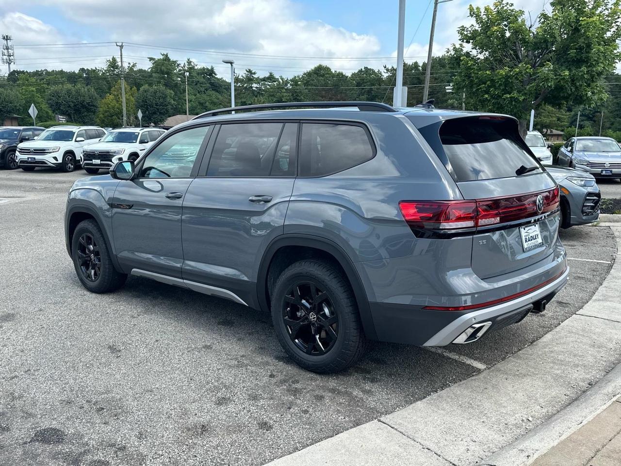 2025 Volkswagen Atlas 2.0T Peak Edition SE Woodbridge VA