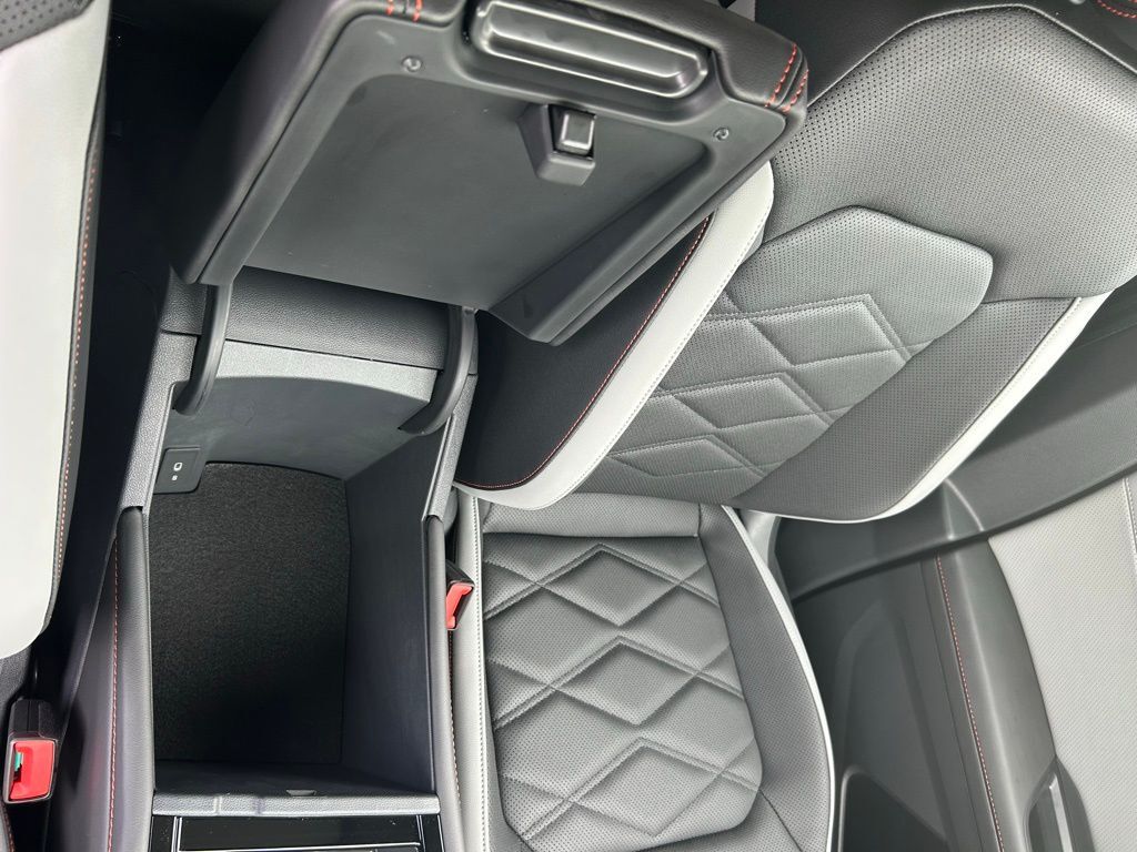 2025 Volkswagen Atlas 2.0T Peak Edition SE Tampa FL