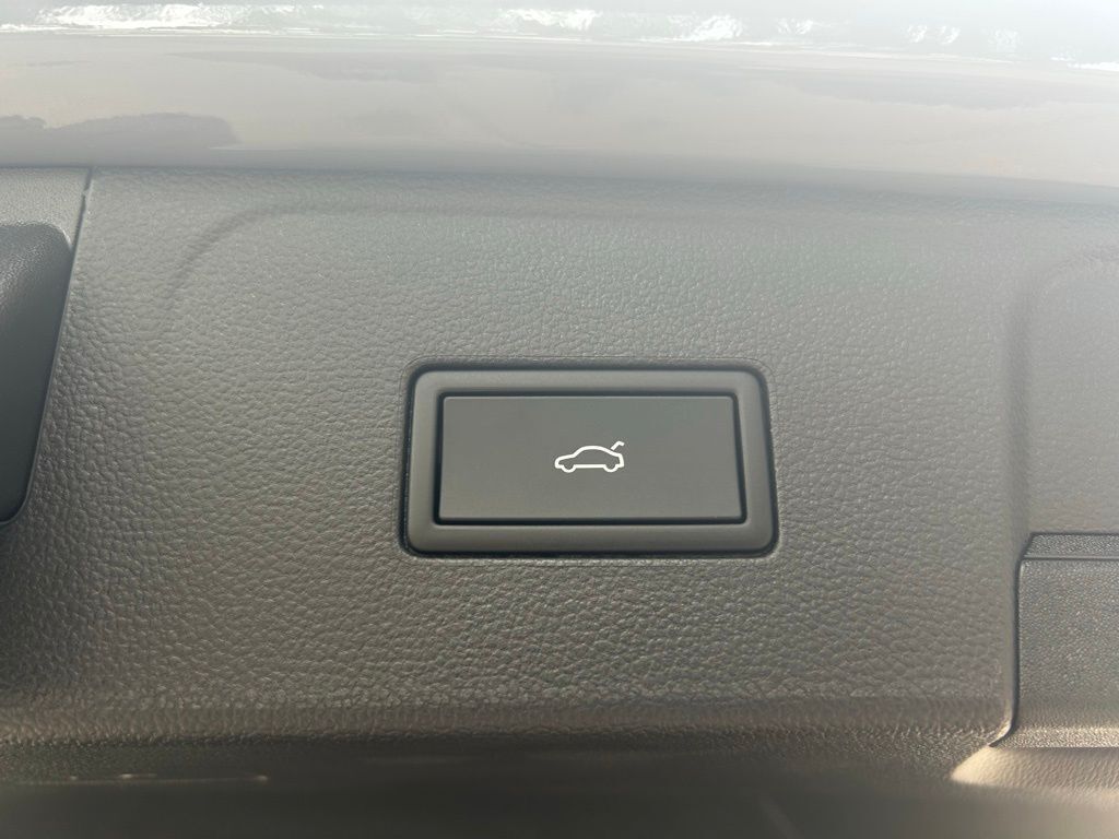 2025 Volkswagen Atlas 2.0T Peak Edition SE Tampa FL