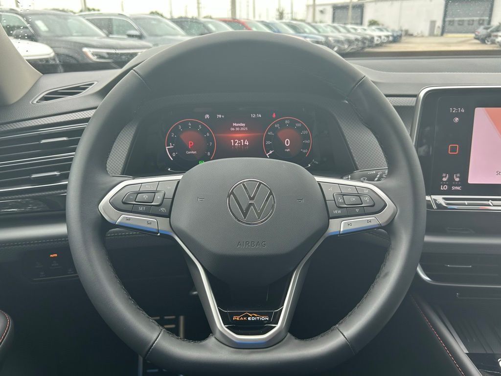 2025 Volkswagen Atlas 2.0T Peak Edition SE Tampa FL