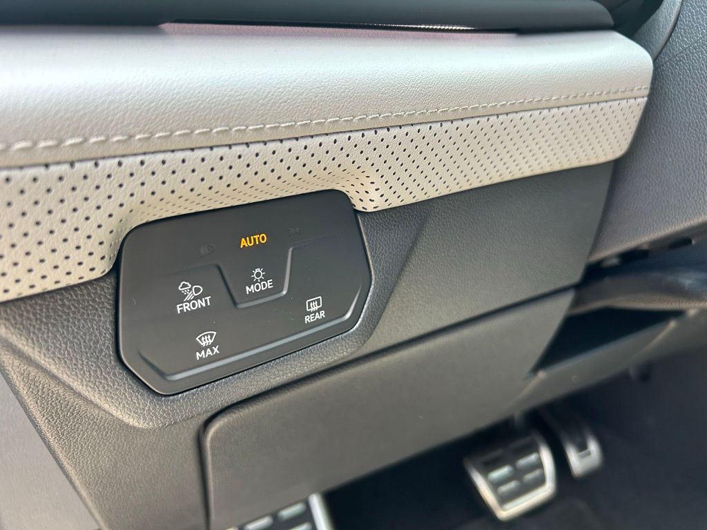 2025 Volkswagen Atlas 2.0T Peak Edition SE Tampa FL