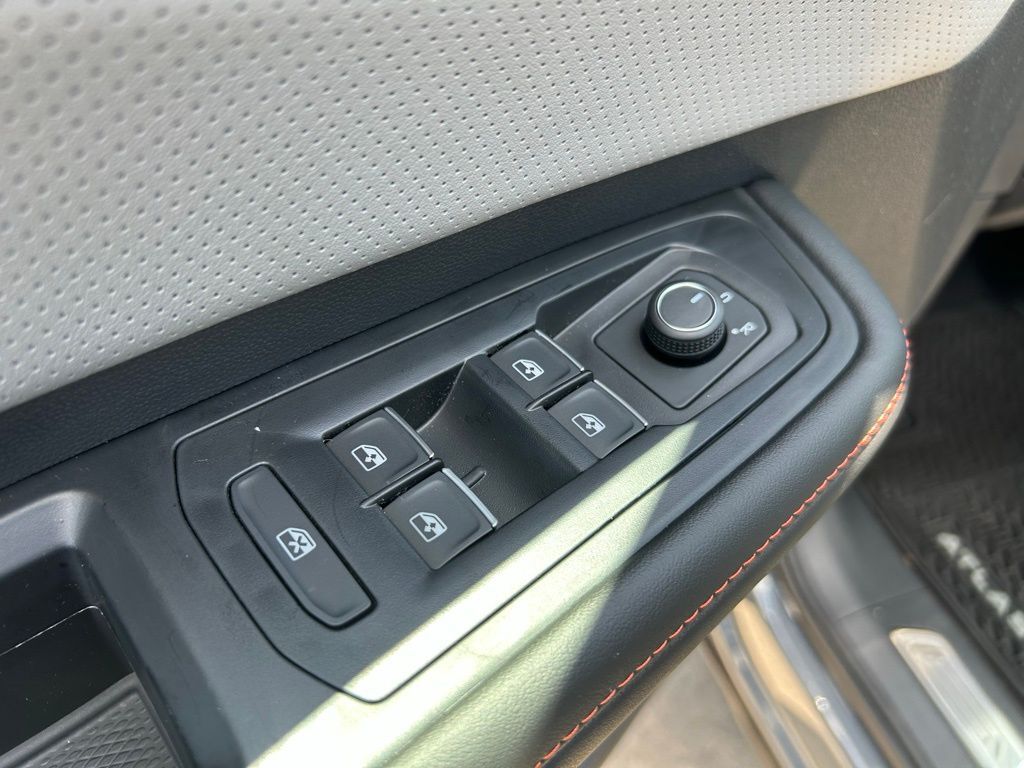 2025 Volkswagen Atlas 2.0T Peak Edition SE Tampa FL