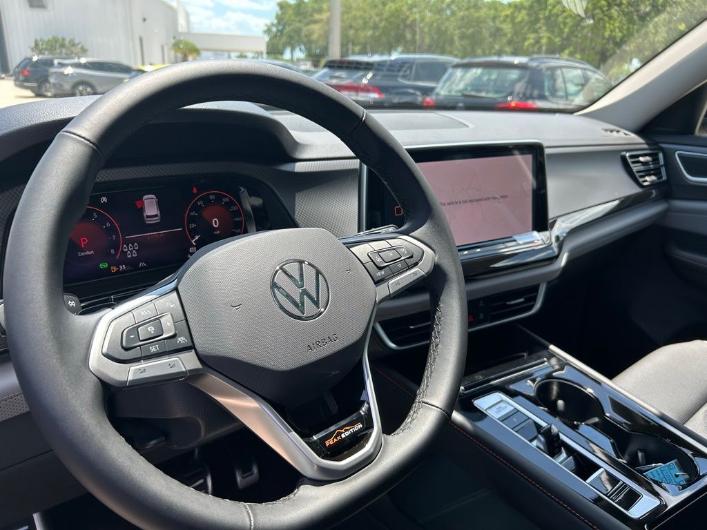 2025 Volkswagen Atlas 2.0T Peak Edition SE Tampa FL