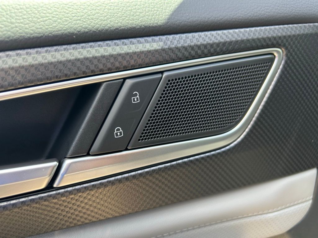 2025 Volkswagen Atlas 2.0T Peak Edition SE Tampa FL