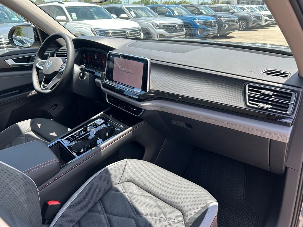 2025 Volkswagen Atlas 2.0T Peak Edition SE Tampa FL
