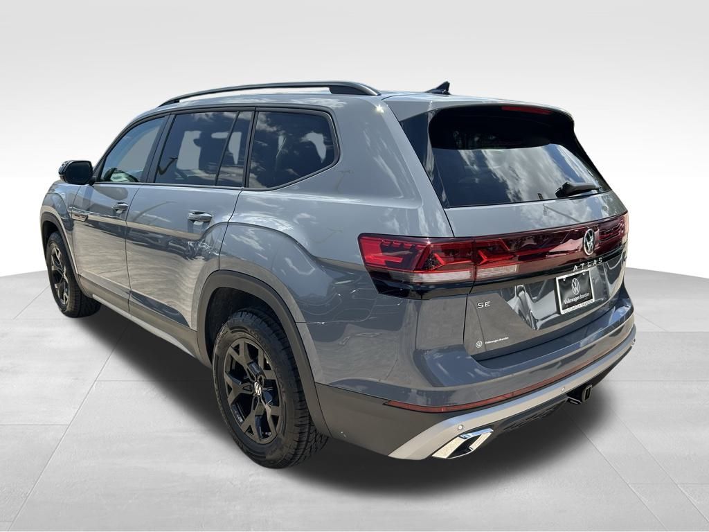 2025 Volkswagen Atlas 2.0T Peak Edition SE Tampa FL