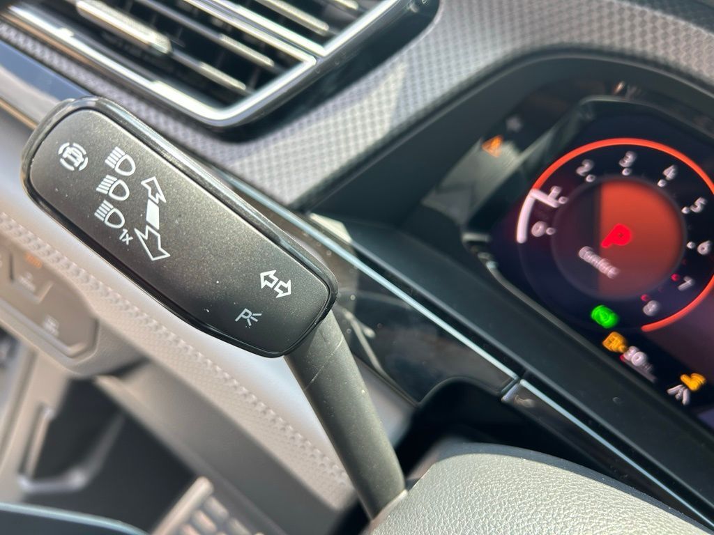 2025 Volkswagen Atlas 2.0T Peak Edition SE Tampa FL