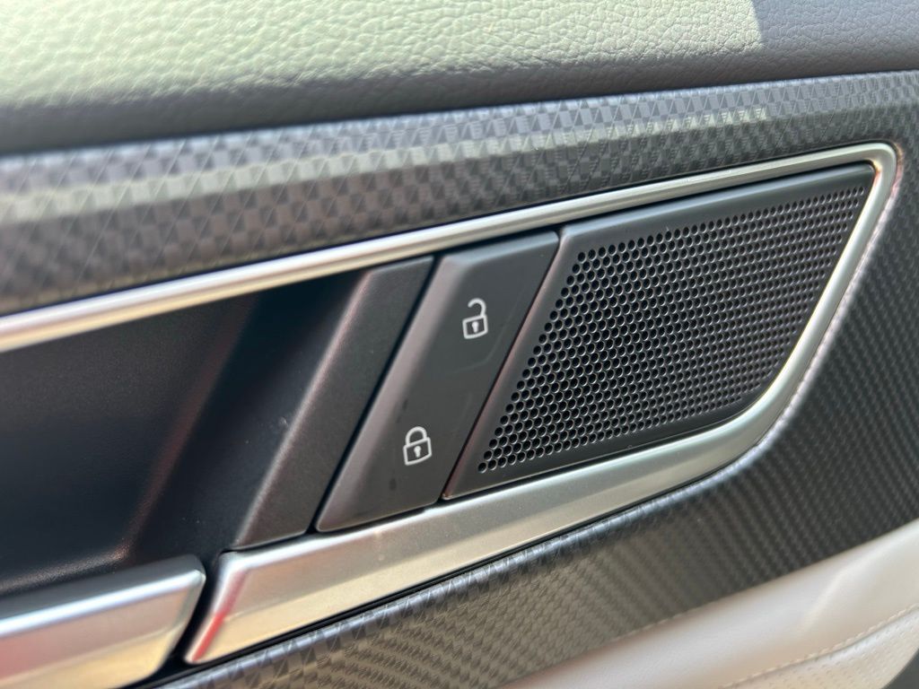 2025 Volkswagen Atlas 2.0T Peak Edition SE Tampa FL
