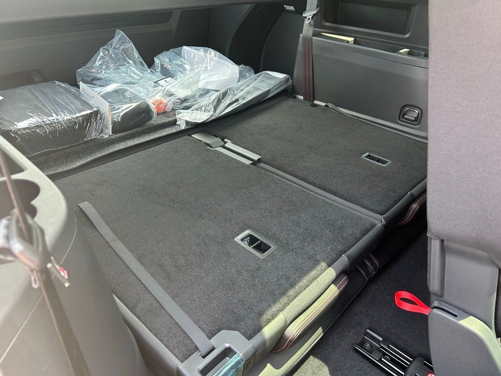2025 Volkswagen Atlas 2.0T Peak Edition SE Tampa FL