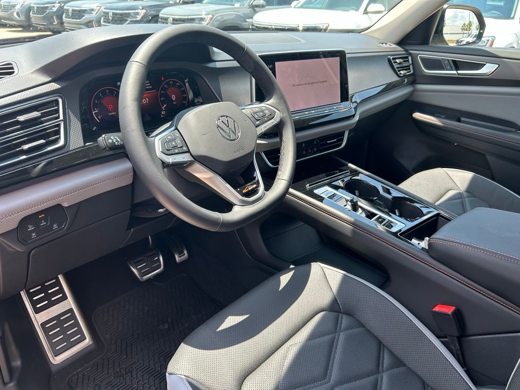 2025 Volkswagen Atlas 2.0T Peak Edition SE Tampa FL