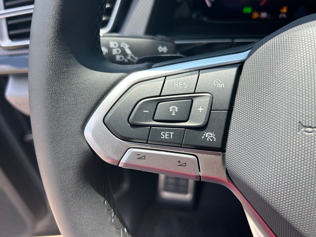 2025 Volkswagen Atlas 2.0T Peak Edition SE Tampa FL