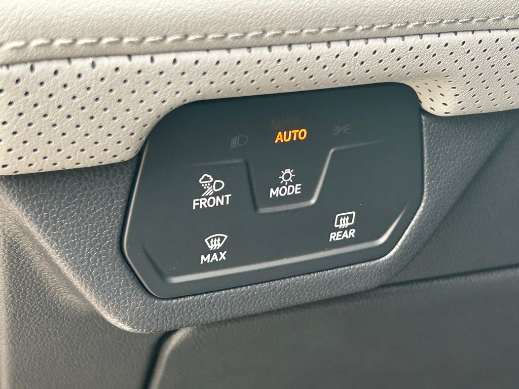 2025 Volkswagen Atlas 2.0T Peak Edition SE Tampa FL