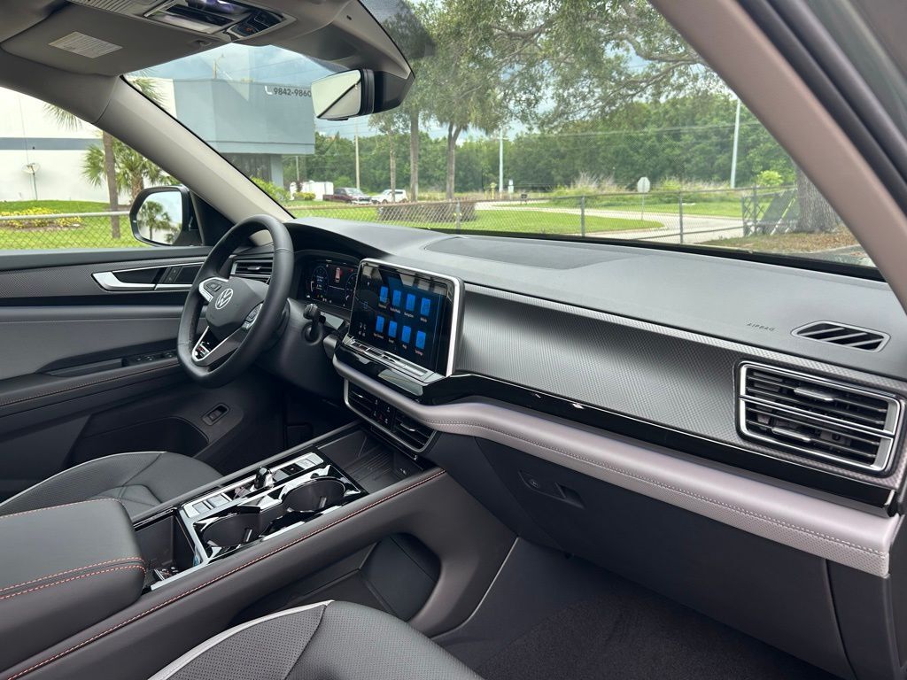 2025 Volkswagen Atlas 2.0T Peak Edition SE Tampa FL