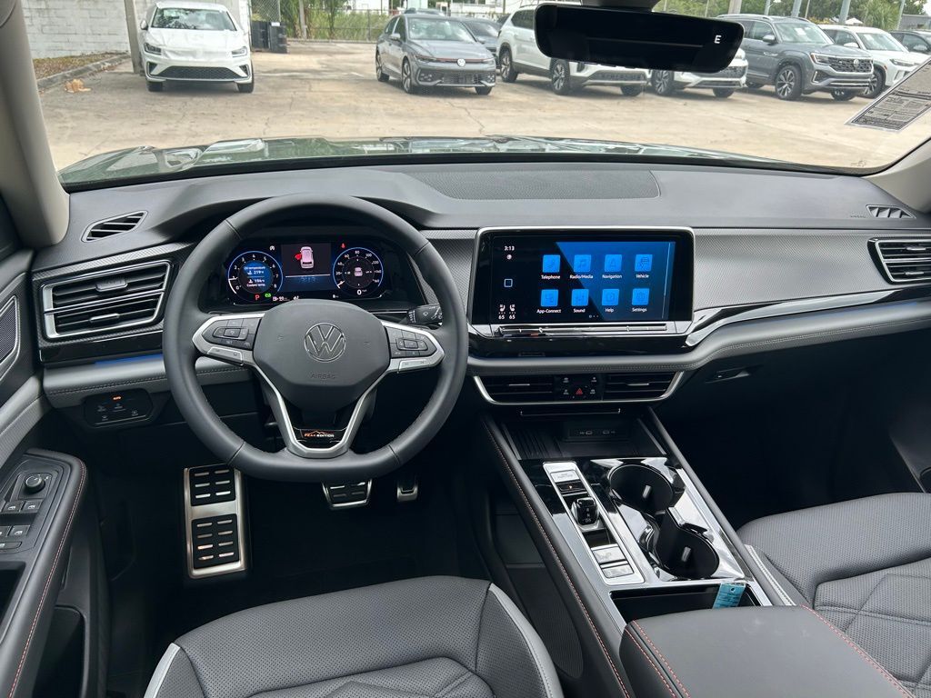 2025 Volkswagen Atlas 2.0T Peak Edition SE Tampa FL