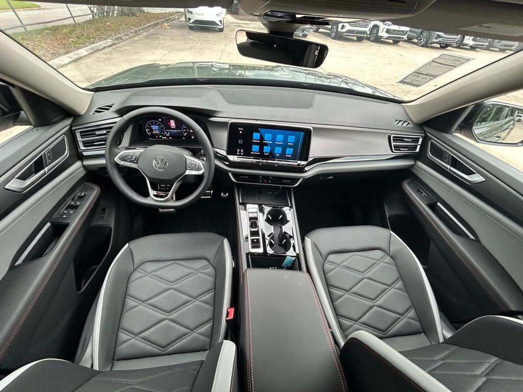 2025 Volkswagen Atlas 2.0T Peak Edition SE Tampa FL
