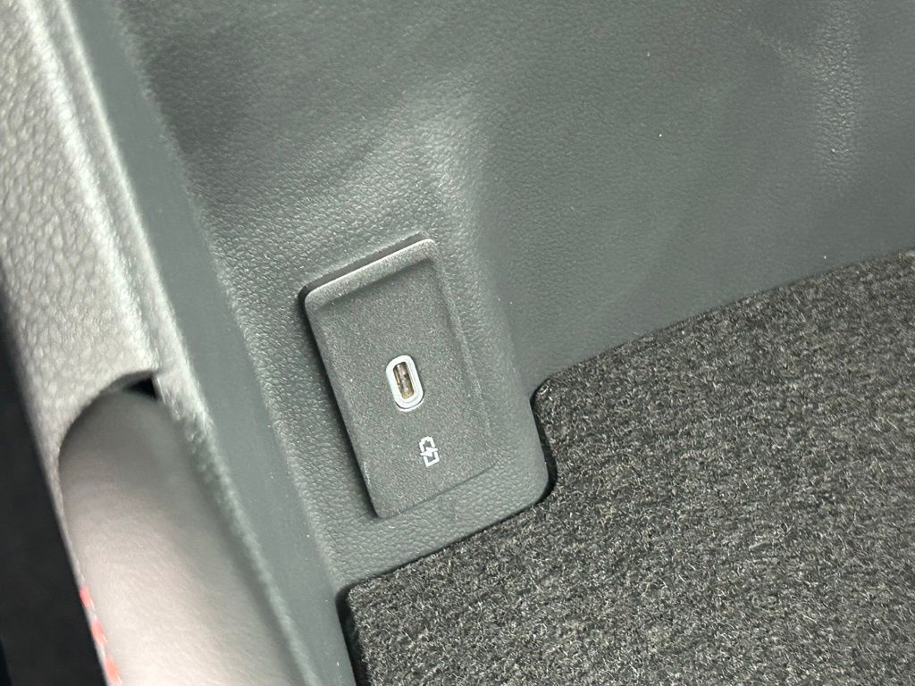 2025 Volkswagen Atlas 2.0T Peak Edition SE Tampa FL