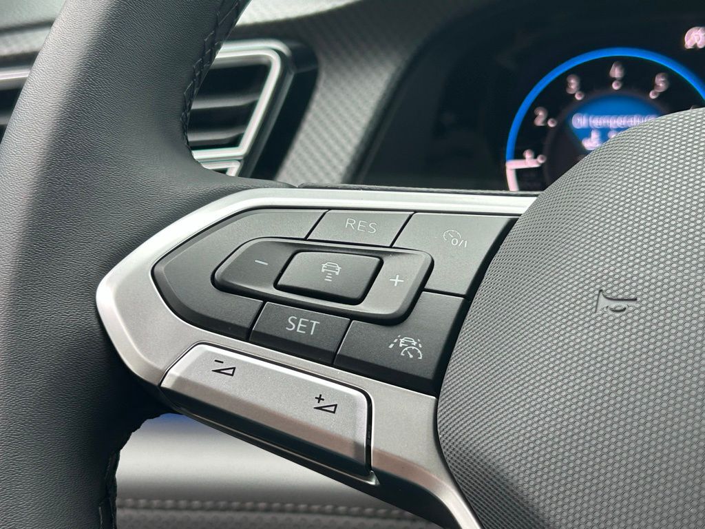 2025 Volkswagen Atlas 2.0T Peak Edition SE Tampa FL