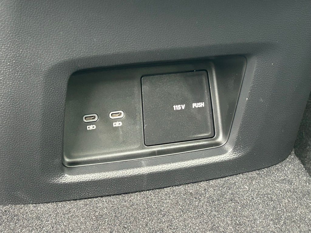 2025 Volkswagen Atlas 2.0T Peak Edition SE Tampa FL