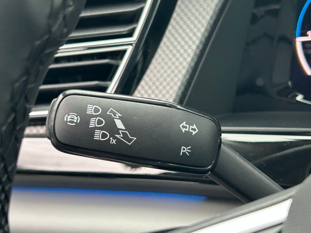 2025 Volkswagen Atlas 2.0T Peak Edition SE Tampa FL
