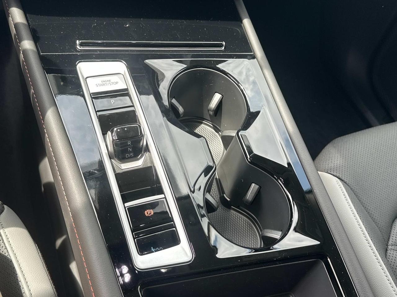 2025 Volkswagen Atlas 2.0T Peak Edition Woodbridge VA