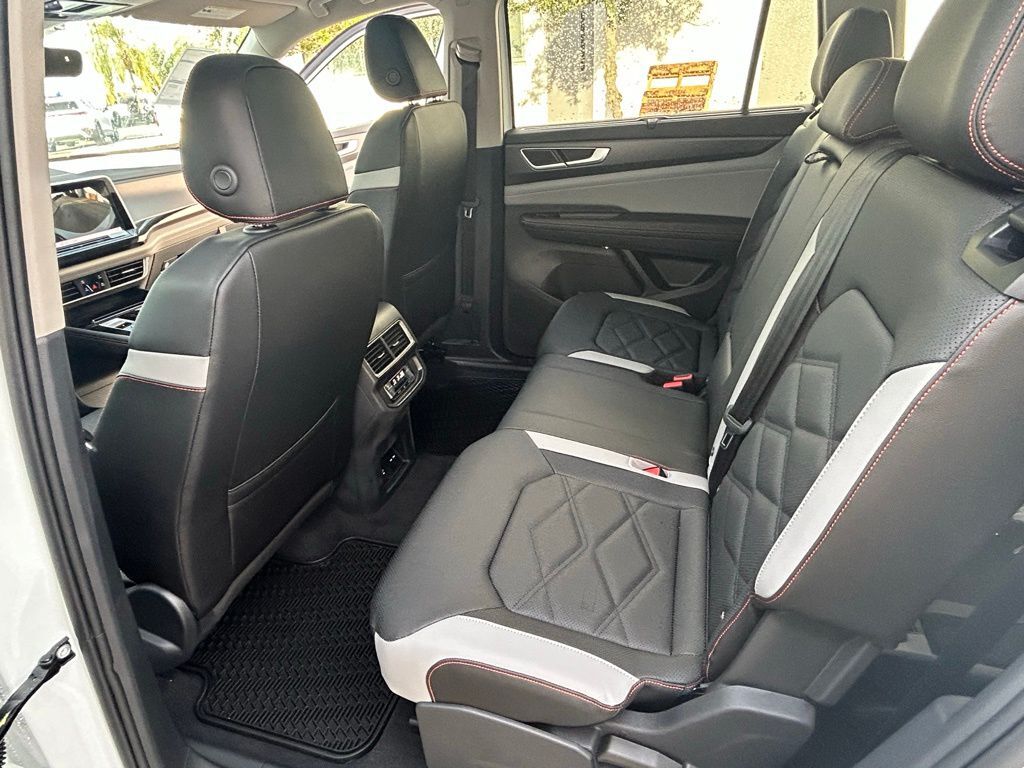 2025 Volkswagen Atlas 2.0T Peak Edition Tampa FL