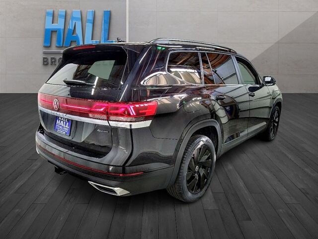 2025 Volkswagen Atlas 2.0T SE w/Technology Oshkosh WI