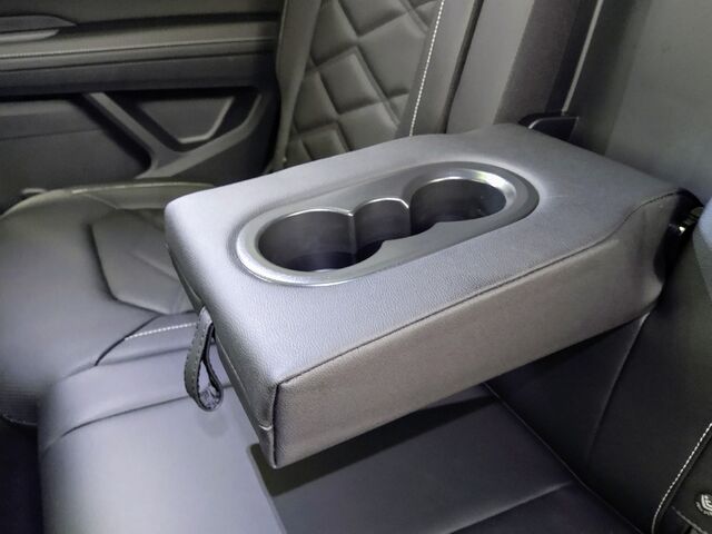 2025 Volkswagen Atlas 2.0T SE w/Technology Oshkosh WI