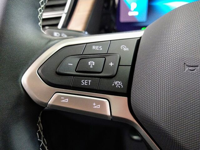 2025 Volkswagen Atlas 2.0T SE w/Technology Oshkosh WI