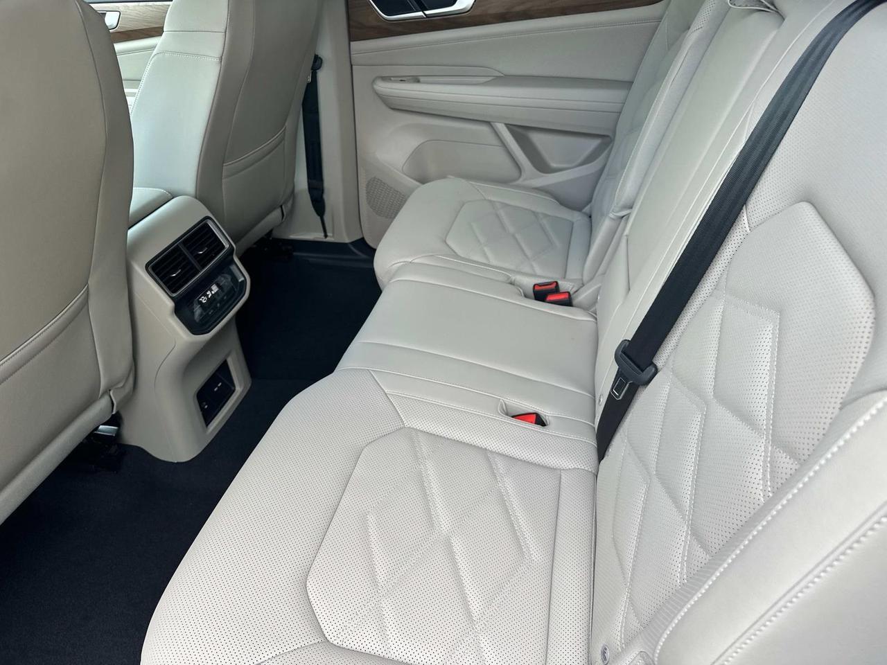 2025 Volkswagen Atlas 2.0T SE w/Technology Woodbridge VA