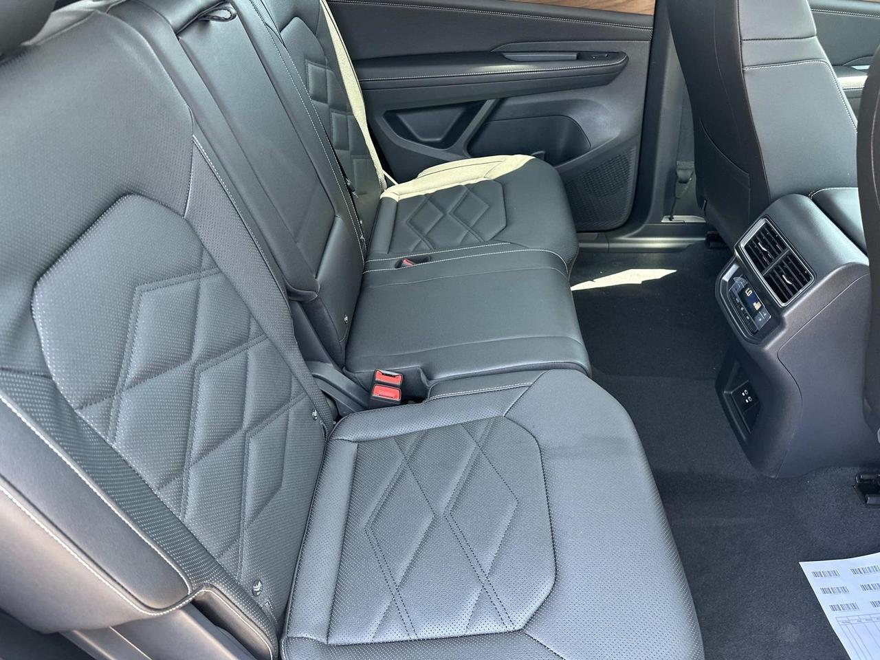 2025 Volkswagen Atlas 2.0T SE w/Technology Woodbridge VA