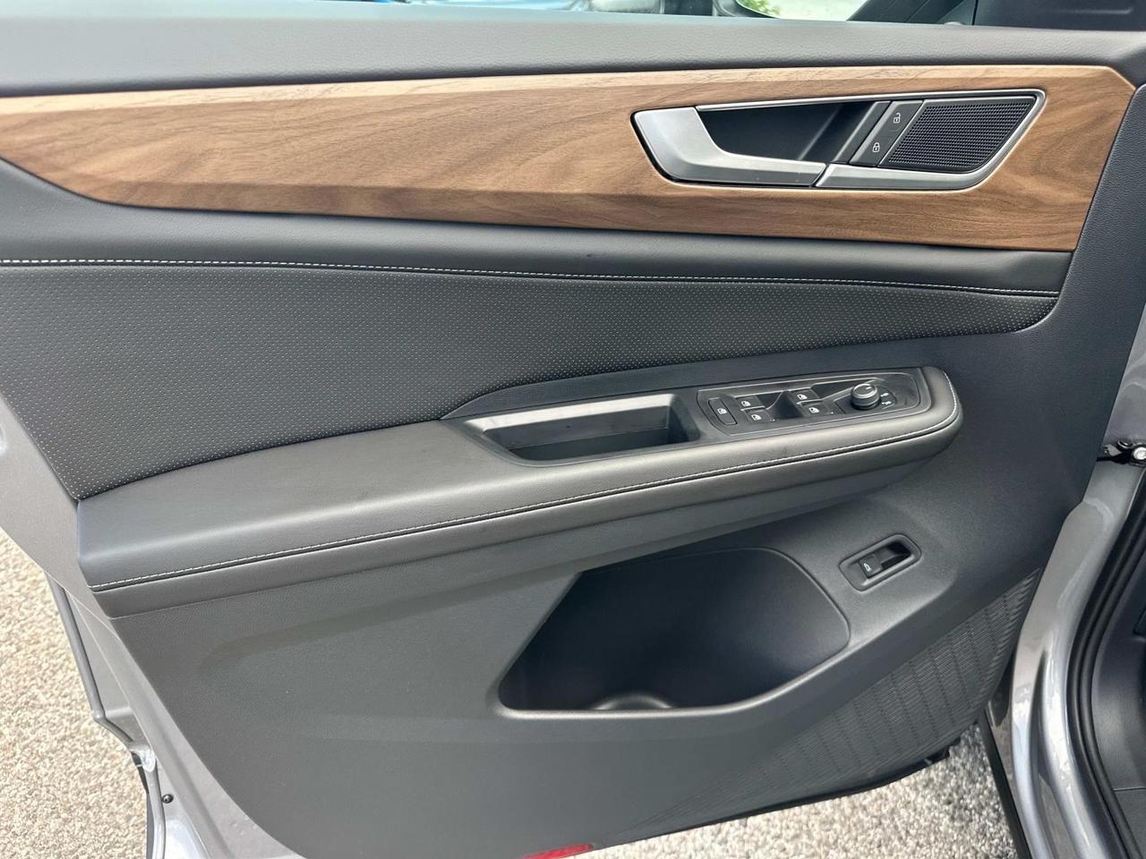 2025 Volkswagen Atlas 2.0T SE w/Technology Woodbridge VA