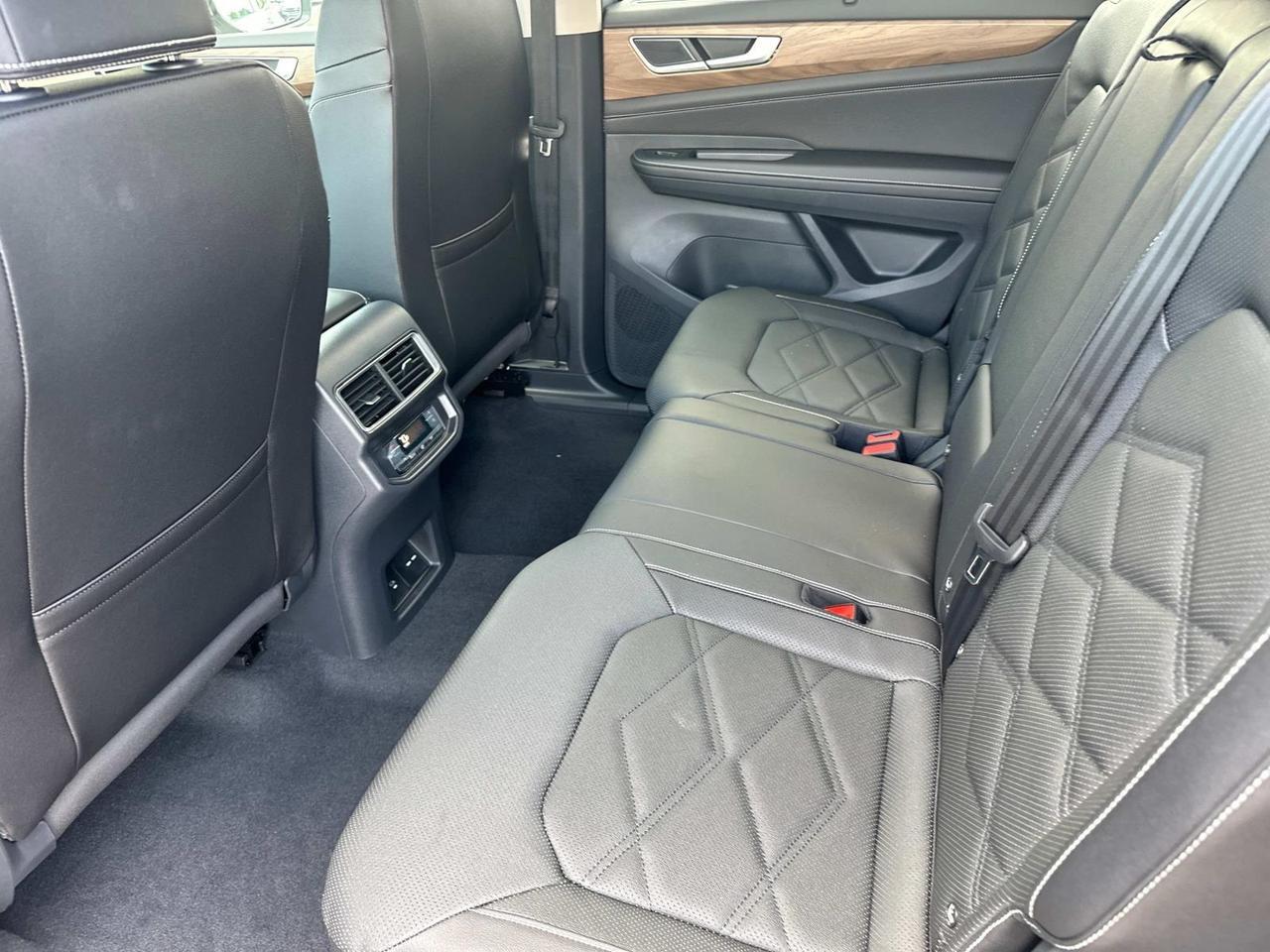 2025 Volkswagen Atlas 2.0T SE w/Technology Woodbridge VA