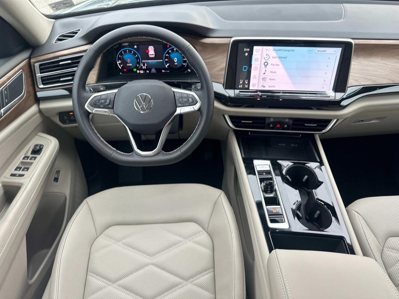2025 Volkswagen Atlas 2.0T SE w/Technology Woodbridge VA