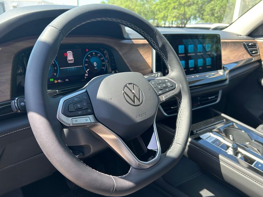 2025 Volkswagen Atlas 2.0T SE w/Technology Tampa FL