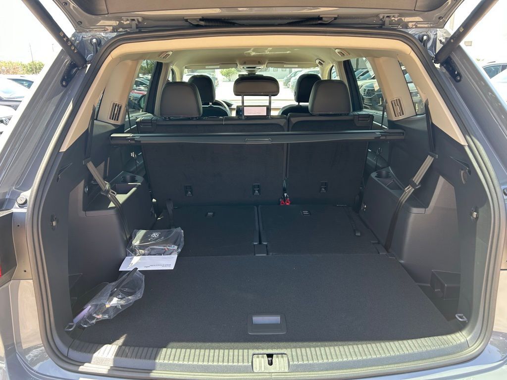 2025 Volkswagen Atlas 2.0T SE w/Technology Tampa FL