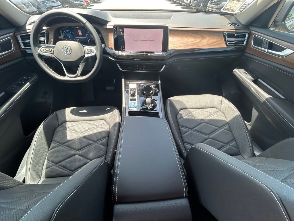 2025 Volkswagen Atlas 2.0T SE w/Technology Tampa FL