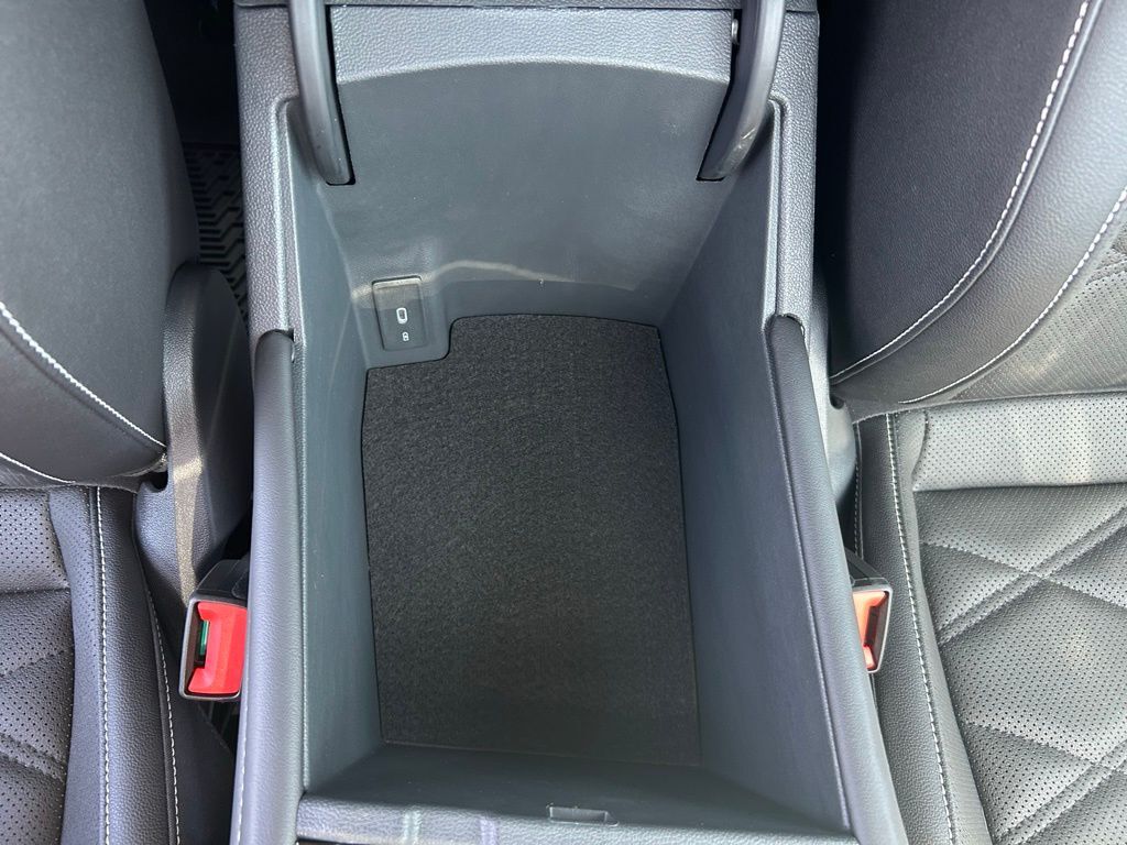 2025 Volkswagen Atlas 2.0T SE w/Technology Tampa FL