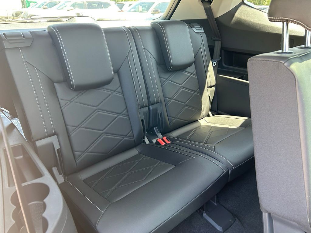 2025 Volkswagen Atlas 2.0T SE w/Technology Tampa FL