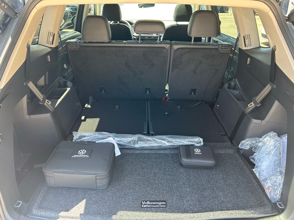 2025 Volkswagen Atlas 2.0T SE w/Technology Tampa FL