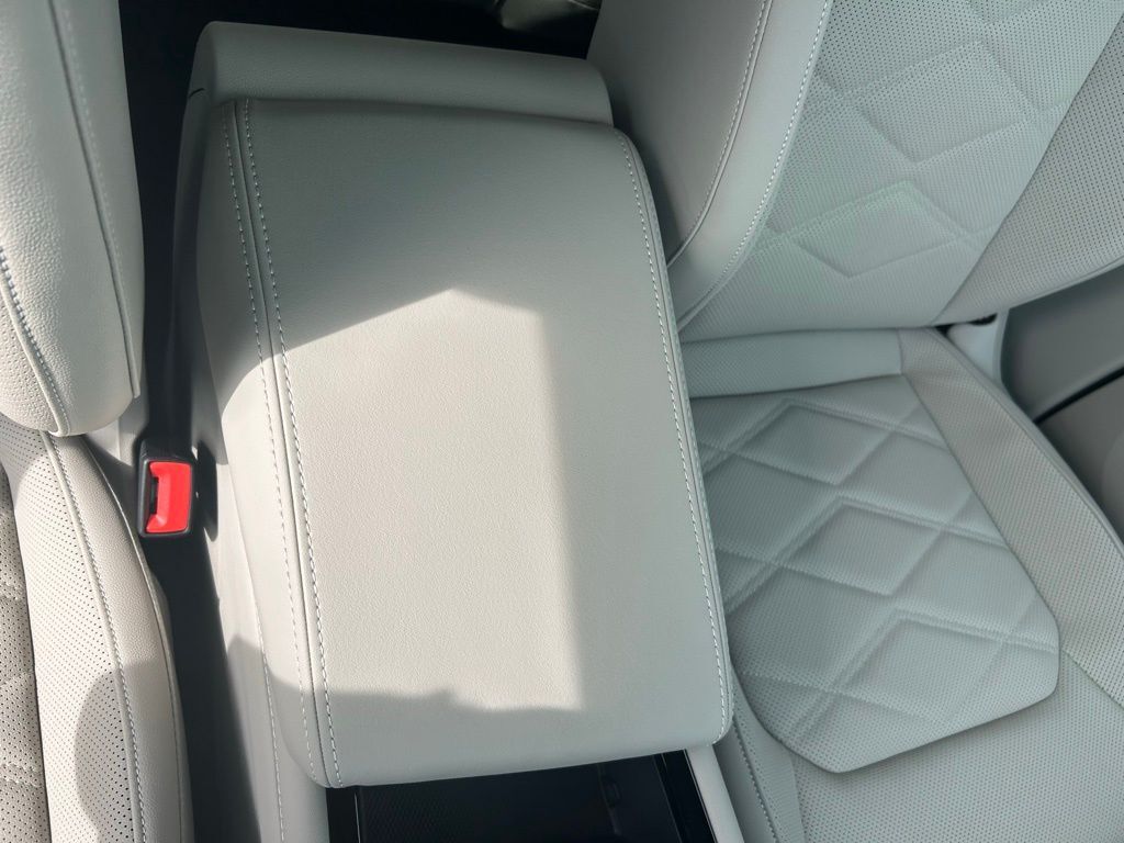 2025 Volkswagen Atlas 2.0T SE w/Technology Tampa FL