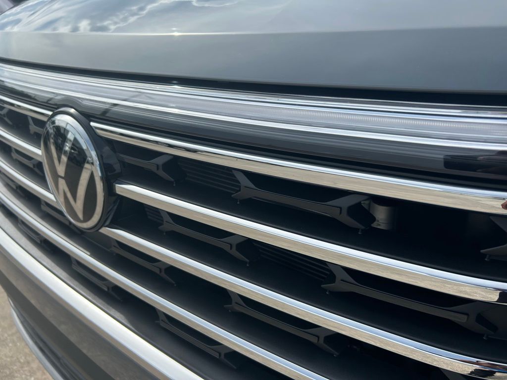 2025 Volkswagen Atlas 2.0T SE w/Technology Tampa FL